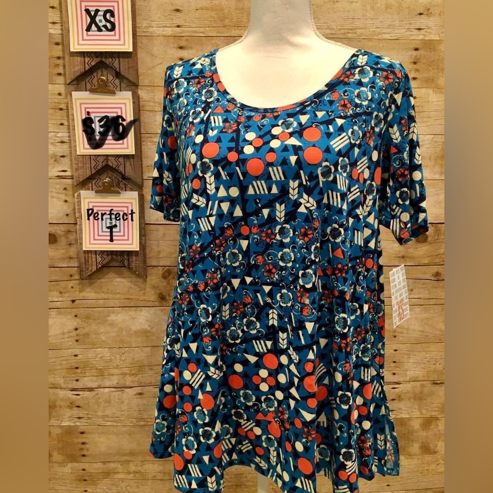 LuLaRoe Perfect T